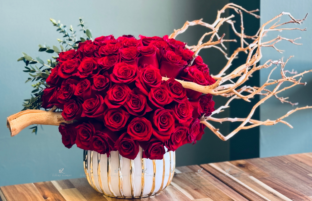 luxury flowers | red roses
