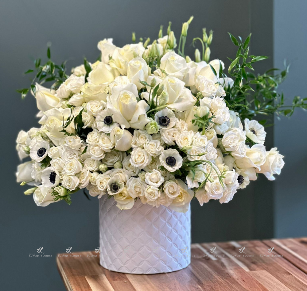 Exquisite White Floral Arrangement Centerpiece